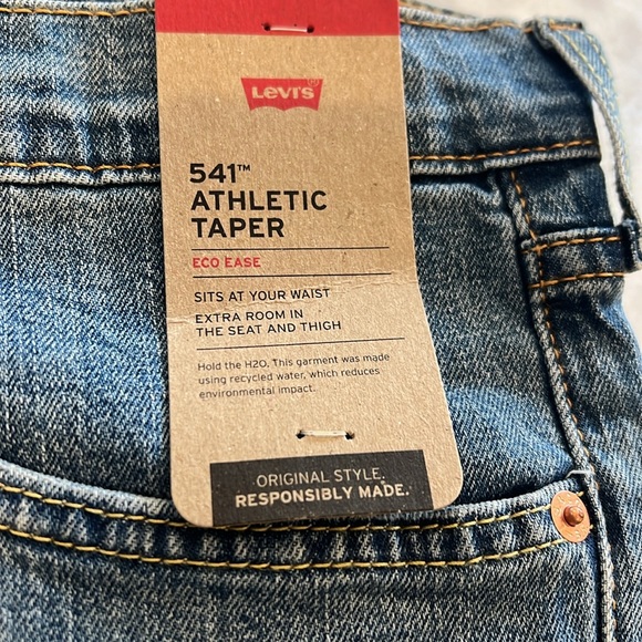 Levi’s 541 - Picture 2 of 9